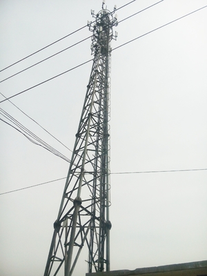Hot Dip Galvanized Steel Utility Pole yang sesuai dengan ASTM A123 / Torlance Of Dimensi -2%
